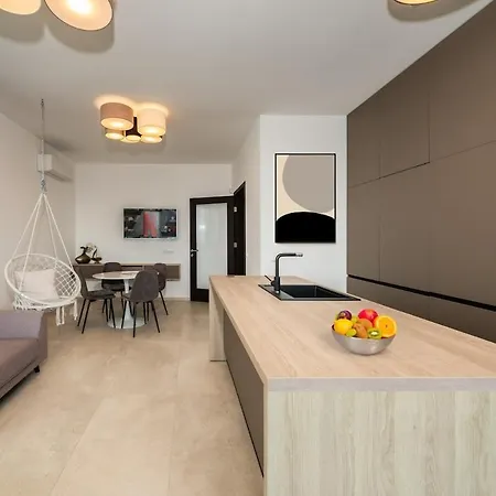 Spacious, Panoramic, Fantastic Location, Parking Apartment Burgas