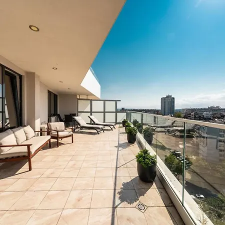 Apartment Spacious, Panoramic, Fantastic Location, Parking Burgas